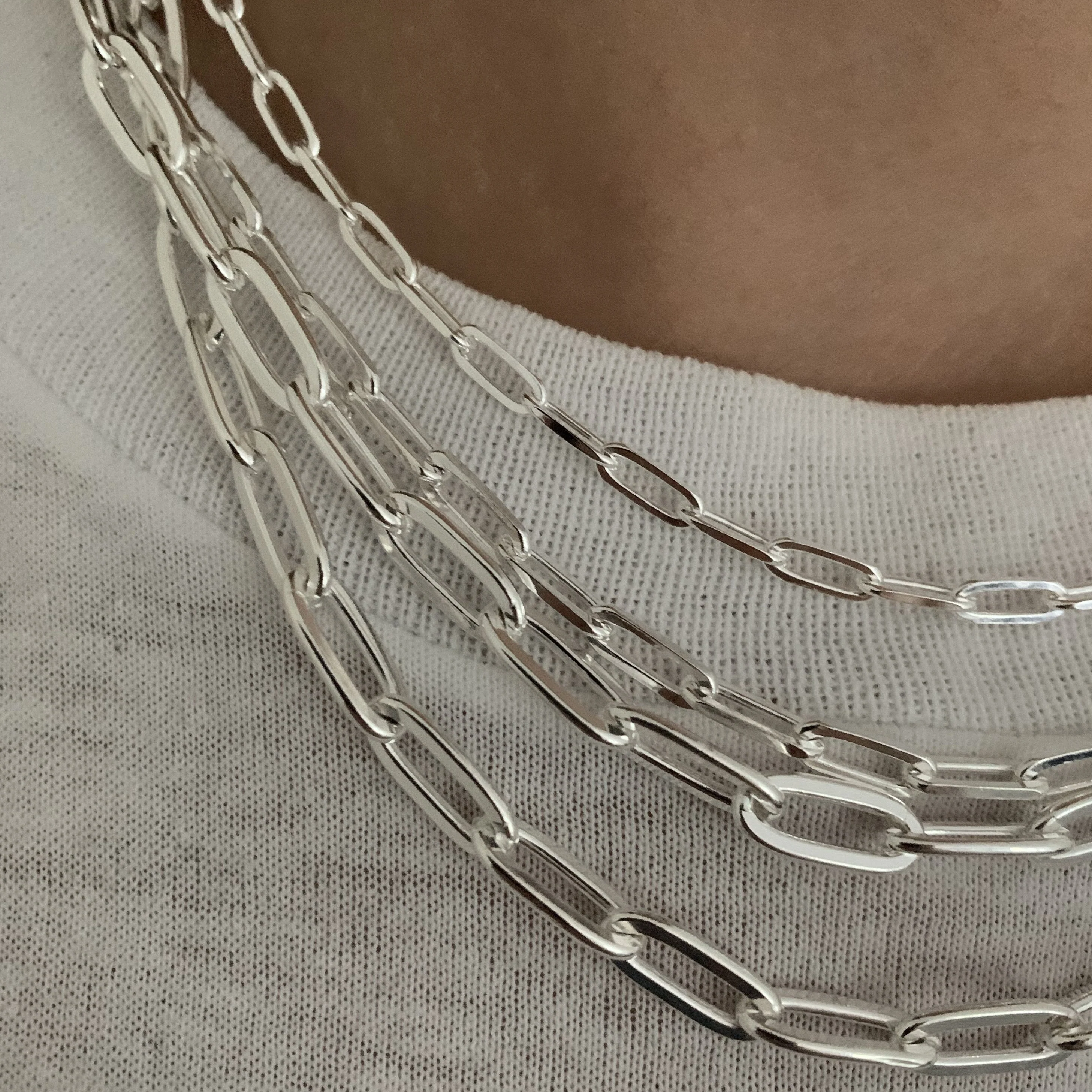 THE SMALL PAPERCLIP CHAIN - Image 5