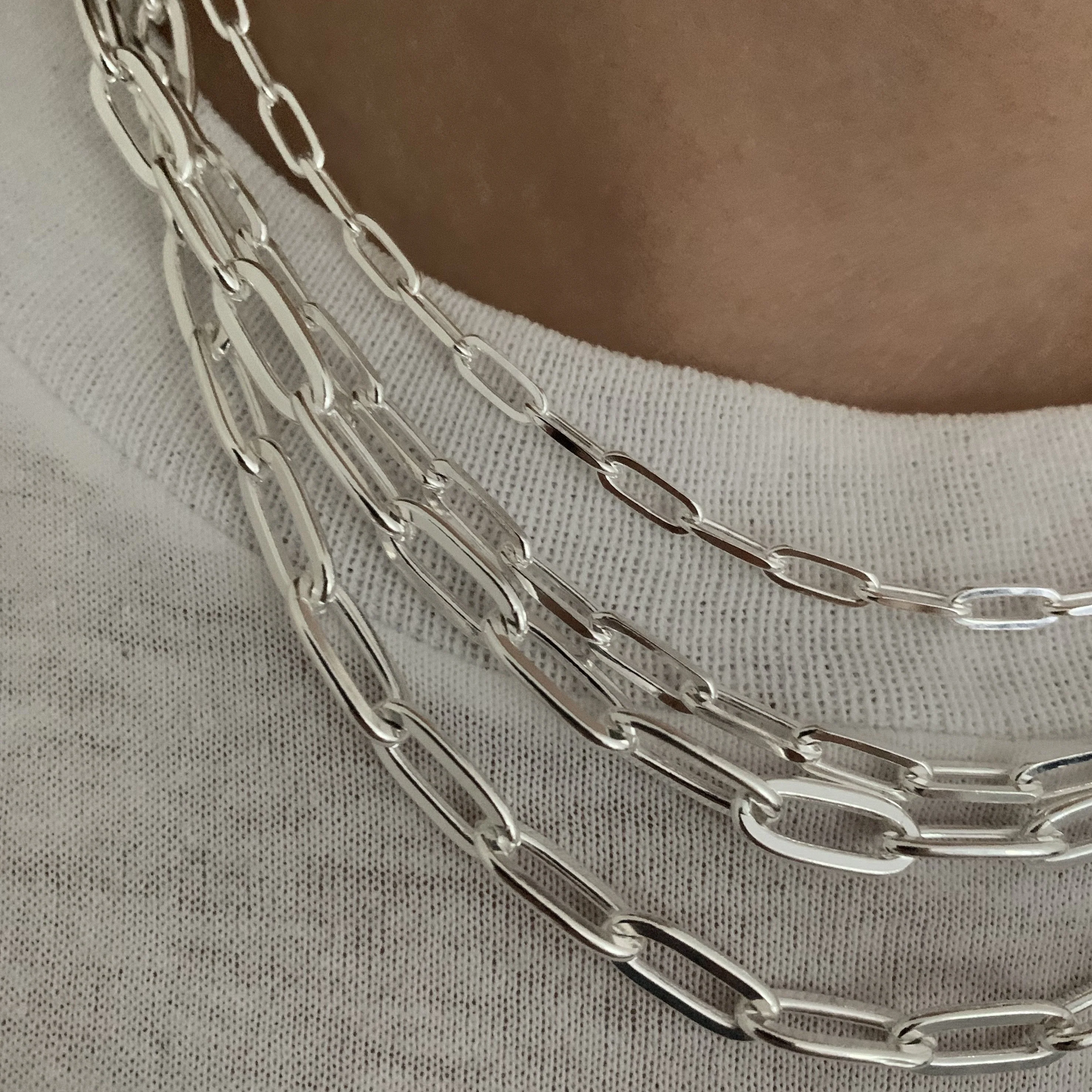 THE MEDIUM PAPERCLIP CHAIN - Image 6