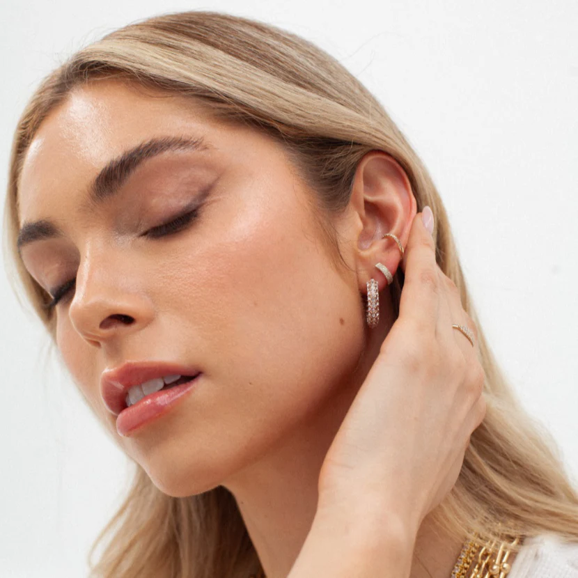THE BOLD CRYSTAL HOOPS - Image 7