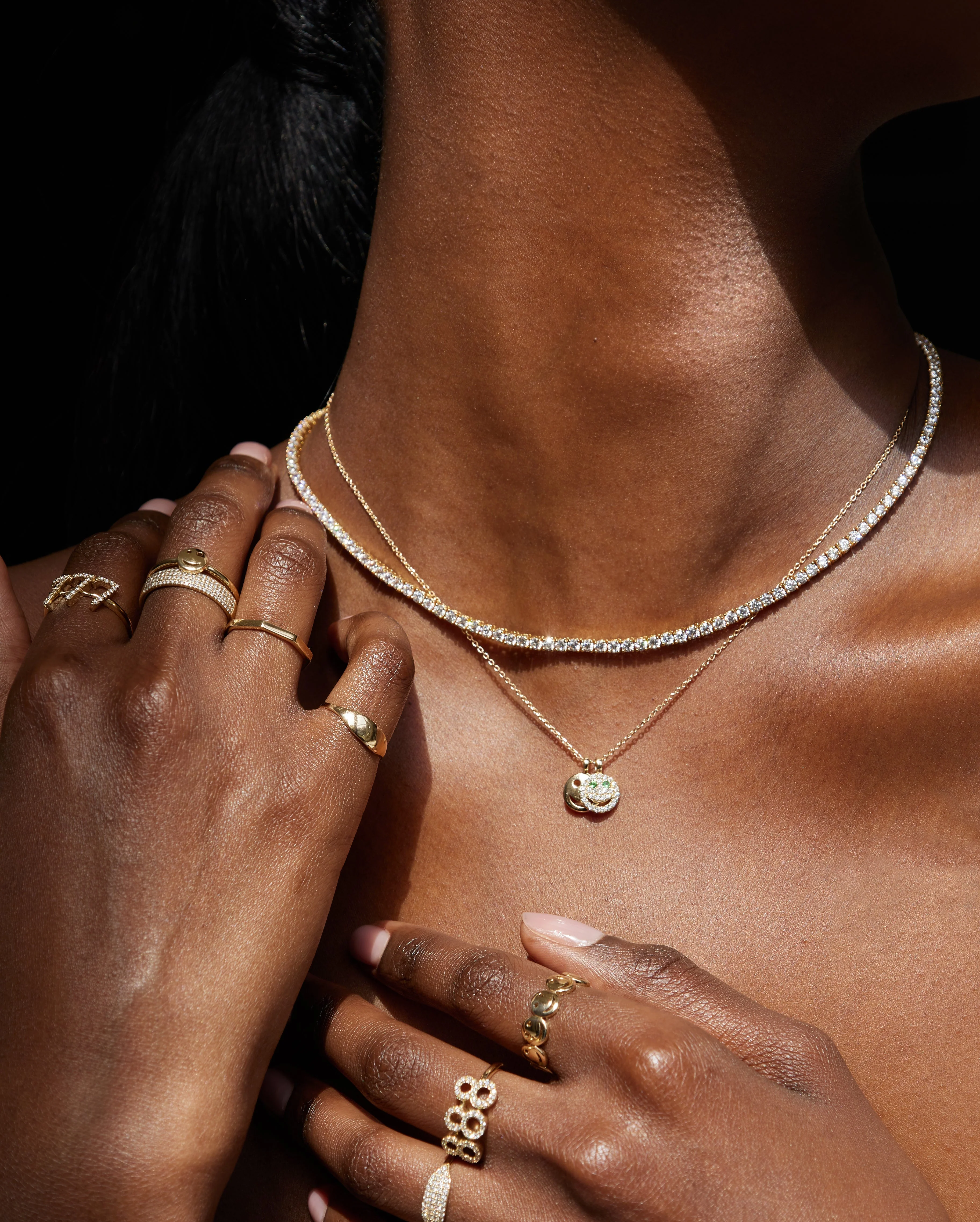 THE PAVÉ HAPPY FACE NECKLACE - Image 4