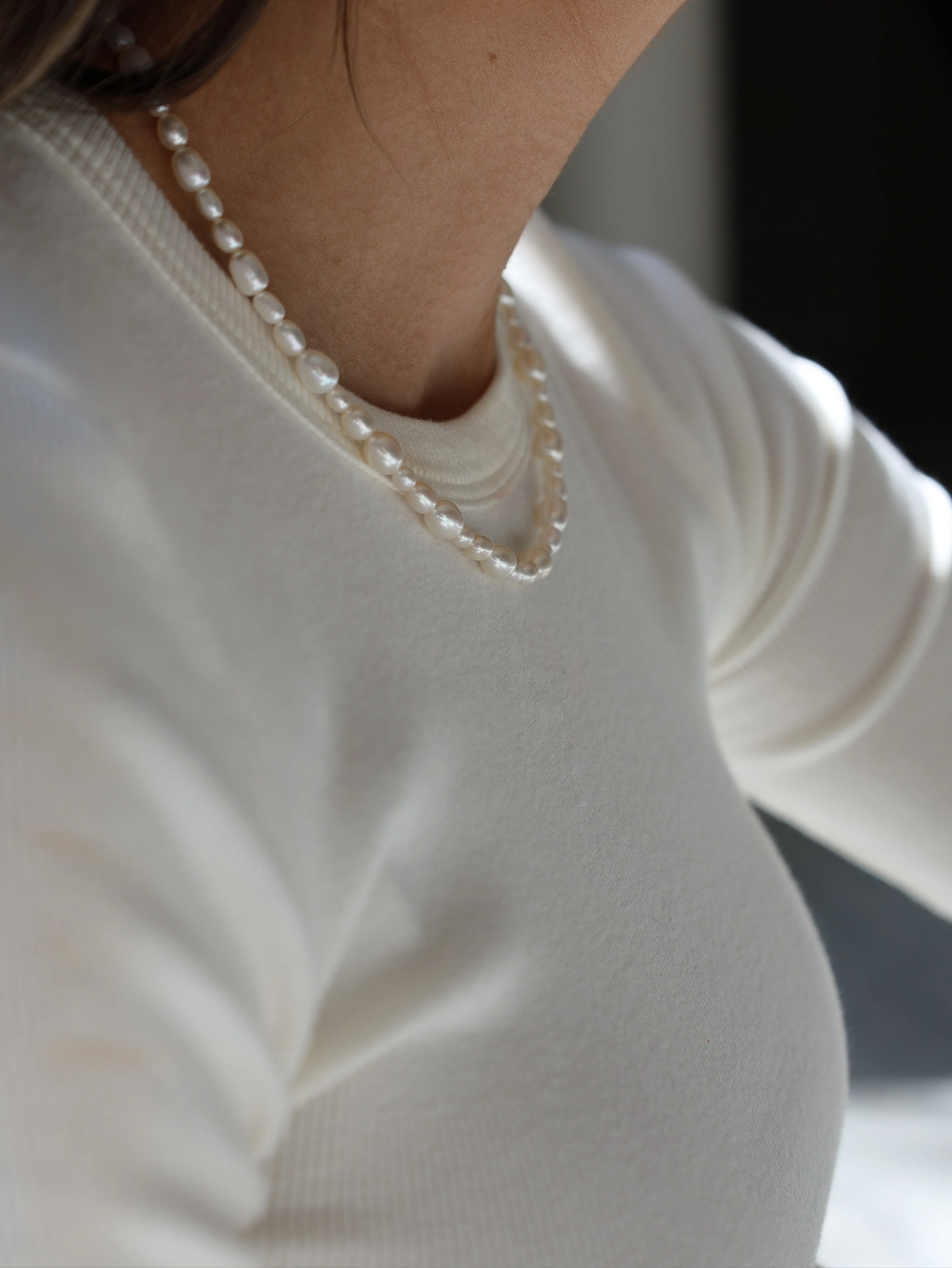 THE GRADUATED PEARL NECKLACE - Image 4